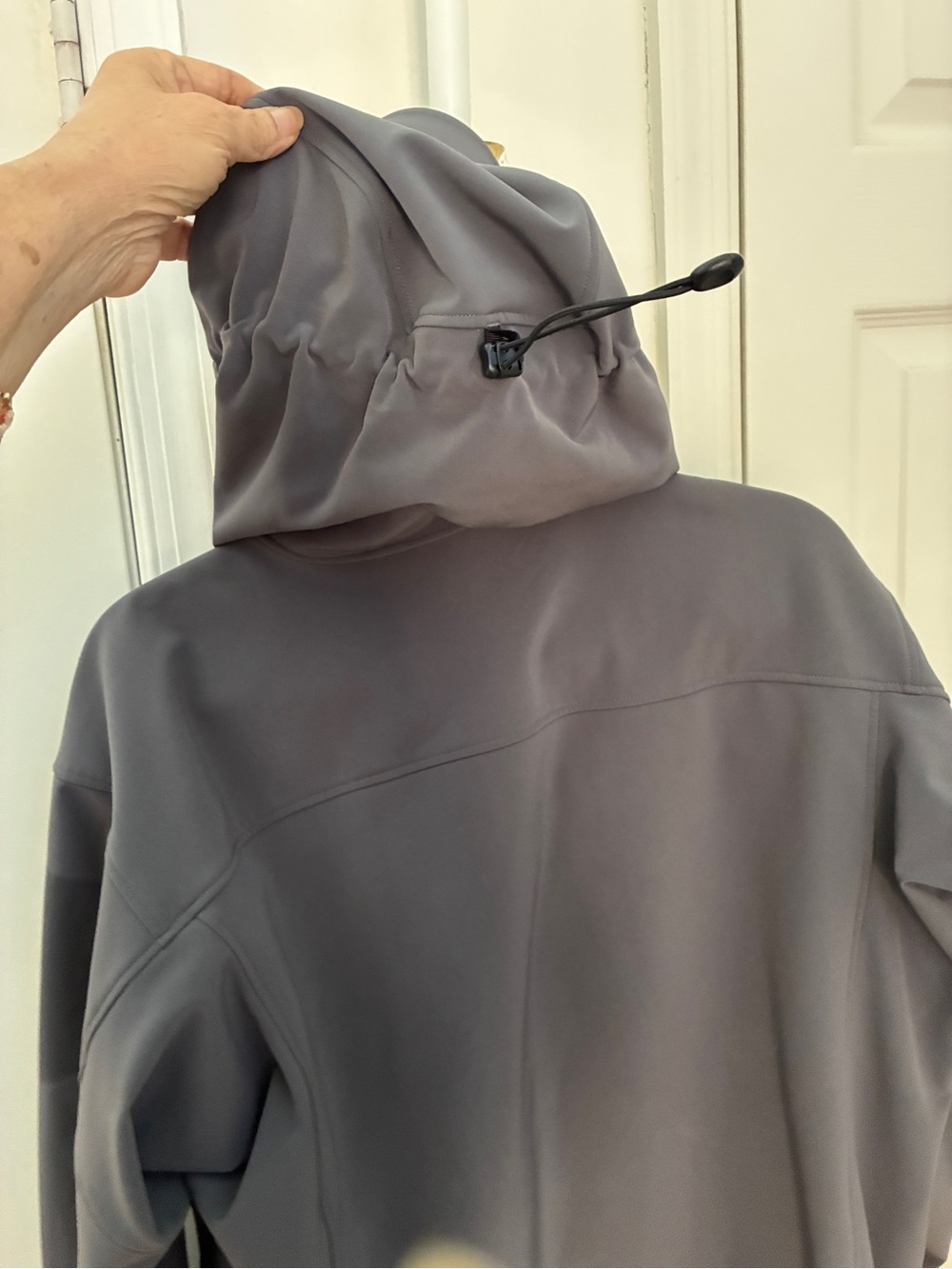 Arc'teryx Men's Gray Hooded Softshell Jacket - Picture 11 of 11